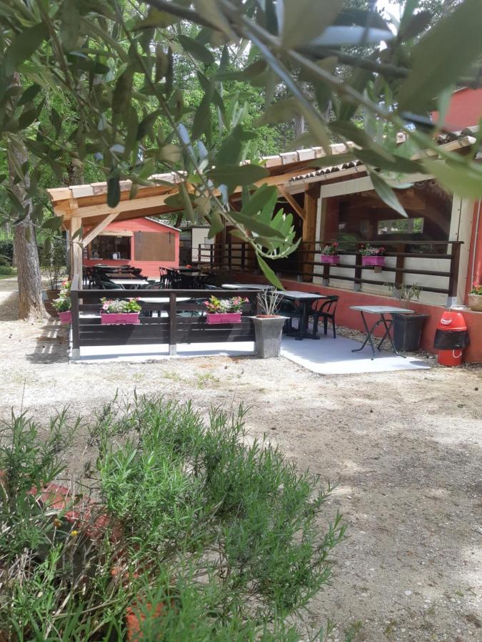 Camping Parc Saint Sauvayre 瓦纳斯 外观 照片